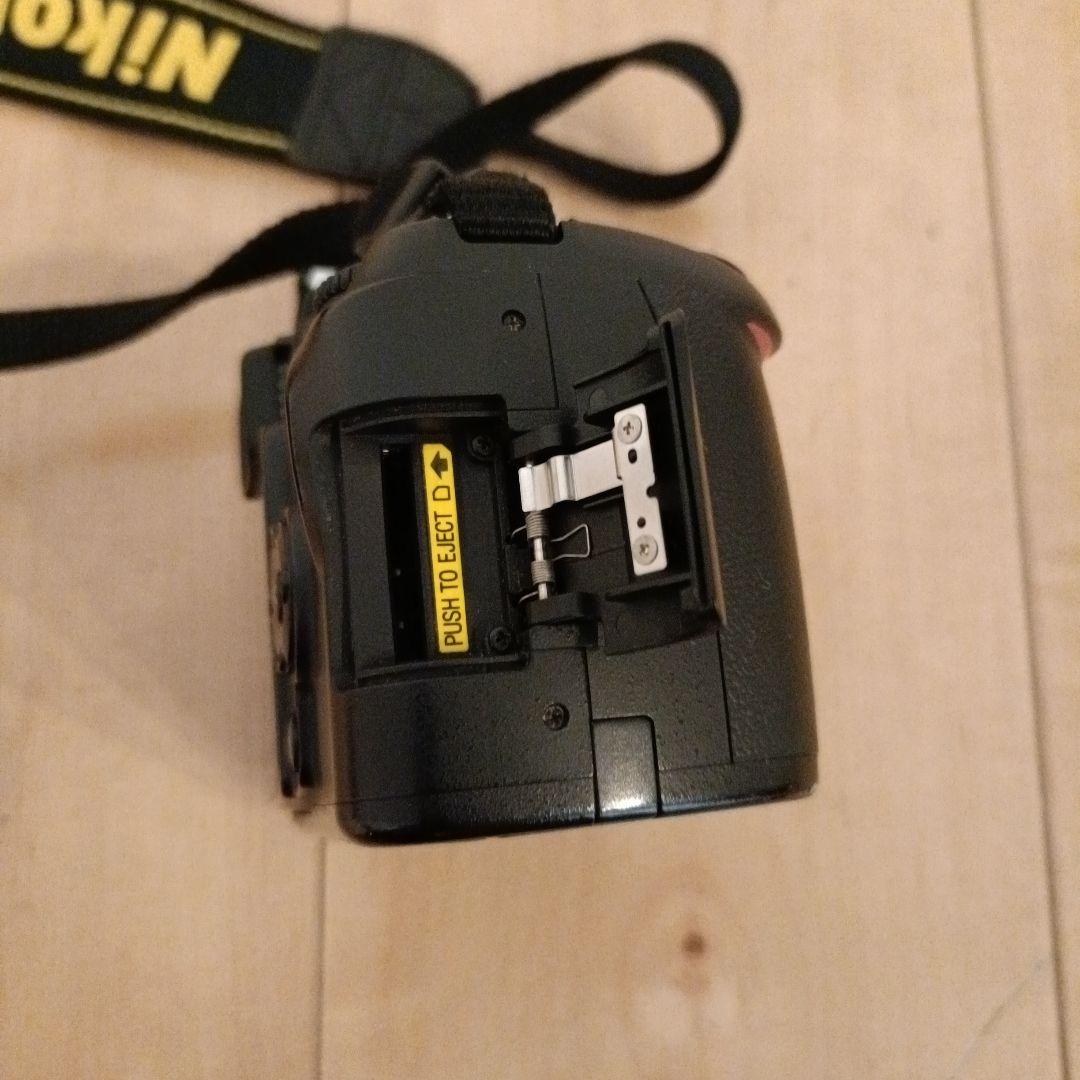 らいちNikon D40 デジタル一眼レフカメラ 本体
