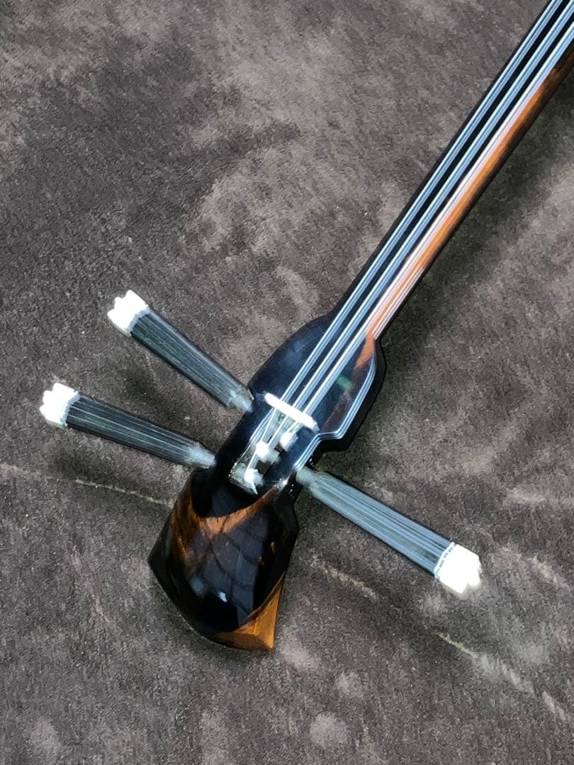 沖縄三線フィリピンエーマ￼(上質カミゲン黒木)与那城型本皮一枚張りスンチ塗の出品