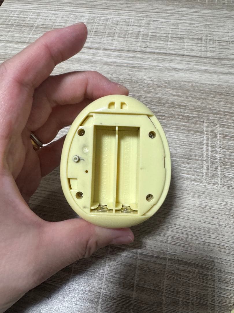 たまごっち4u + イエロー