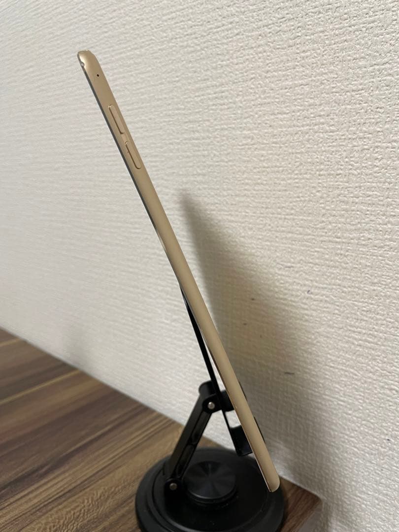 【即日発送】iPadmini4 ゴールド 64GB