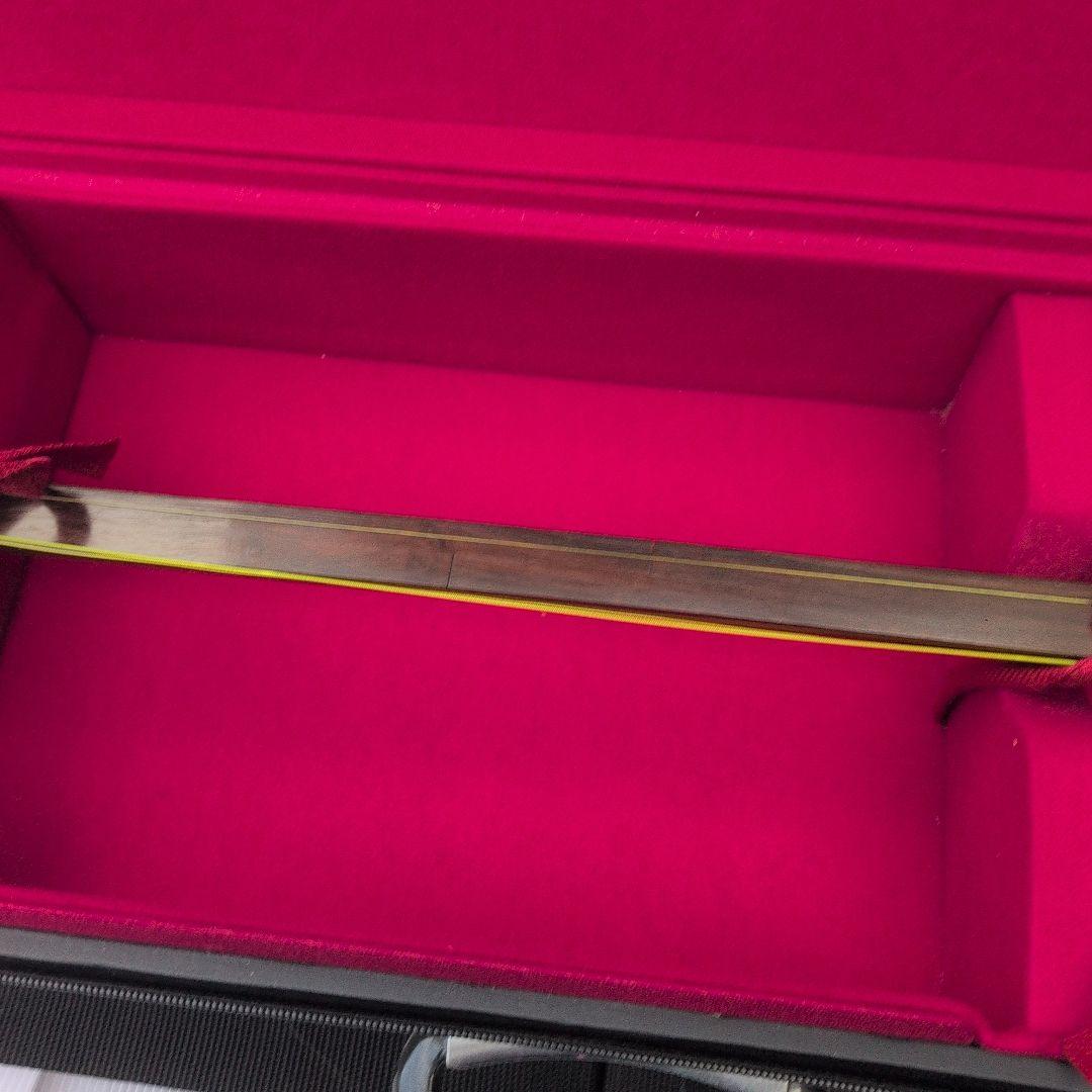 三味線本体 3弦 ケース付き　現状品