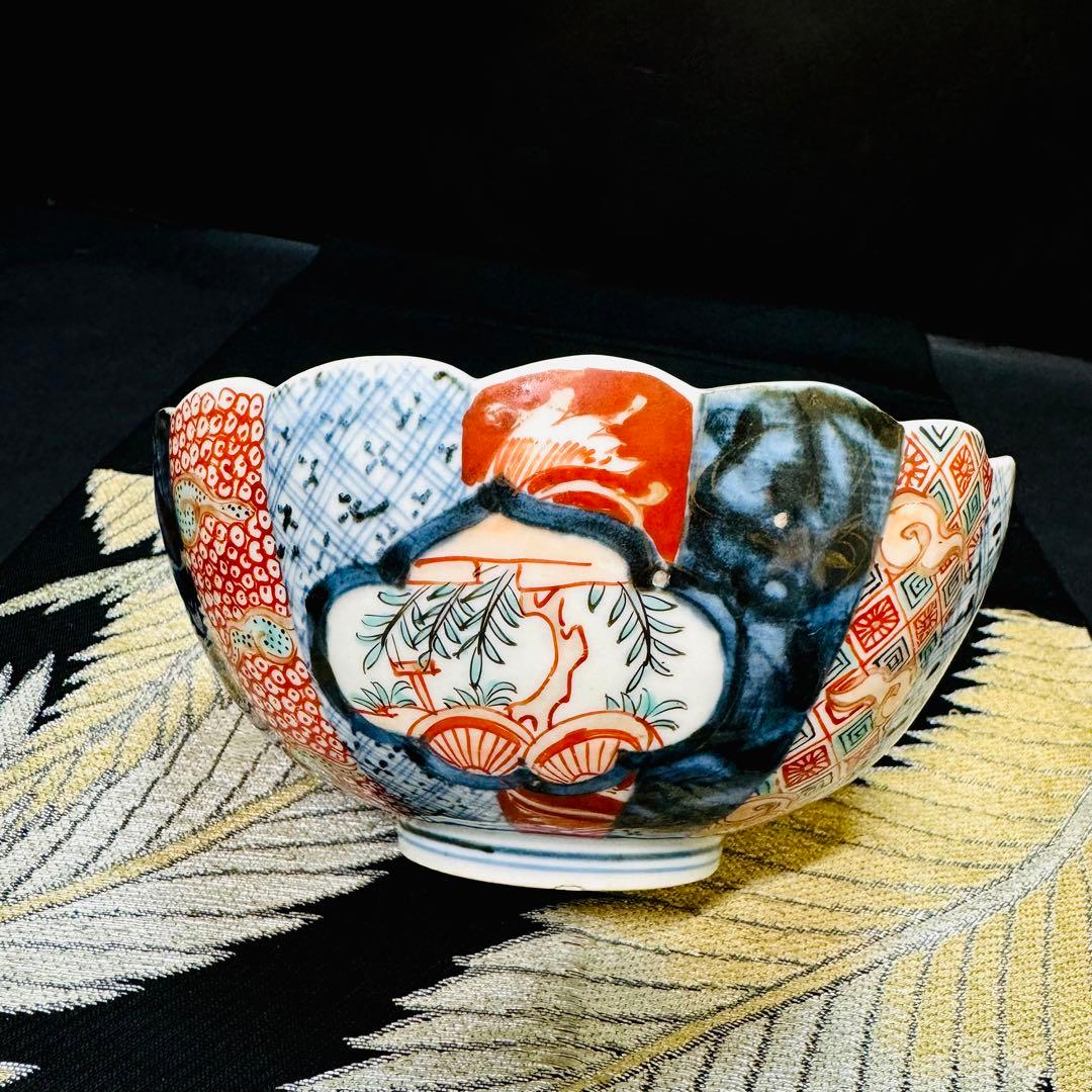 古伊万里　染錦金襴手　手描き　輪花鉢　碗　1客　江戸後期