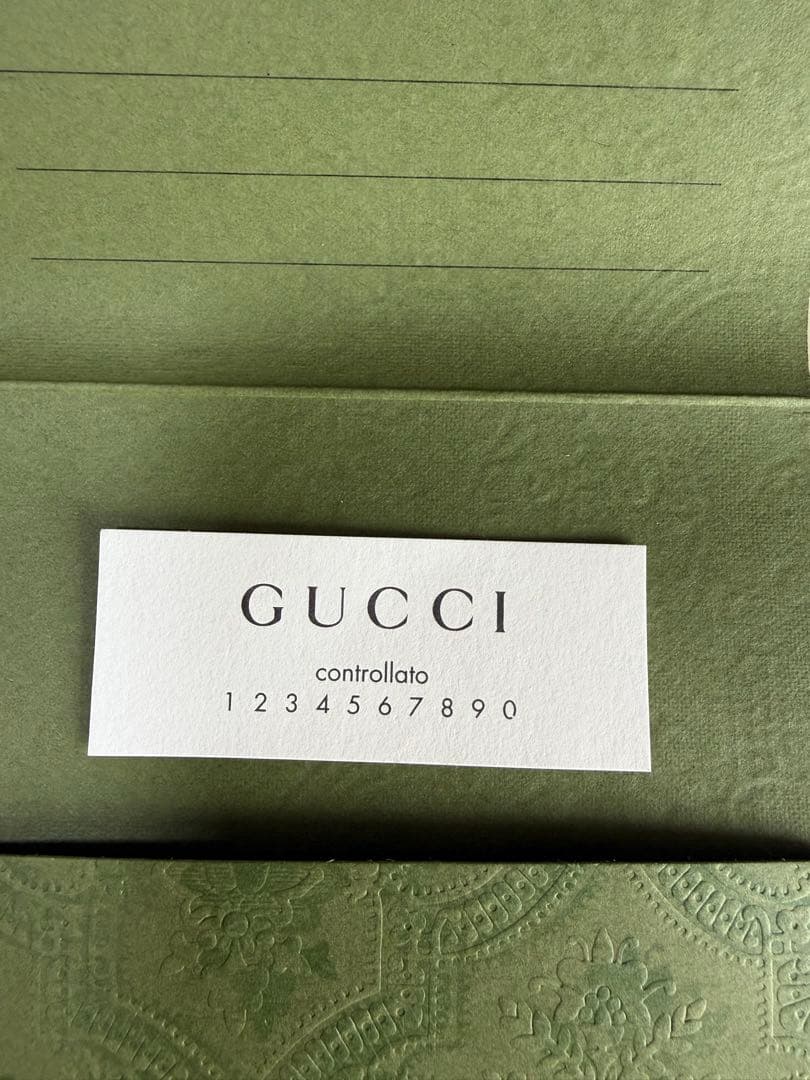 GUCCI キーケース　オフィディア