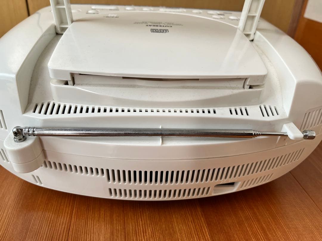 東芝　CDラジオカセットレコーダー　TY-CK4