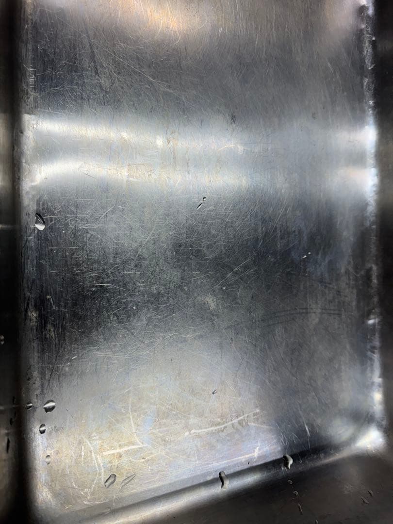 スチコン1/1サイズホテルパン　ステンレス18-8と18-10