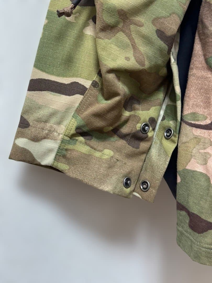 激レア 新品 Arc'Teryx Leaf Talos Half Shell M
