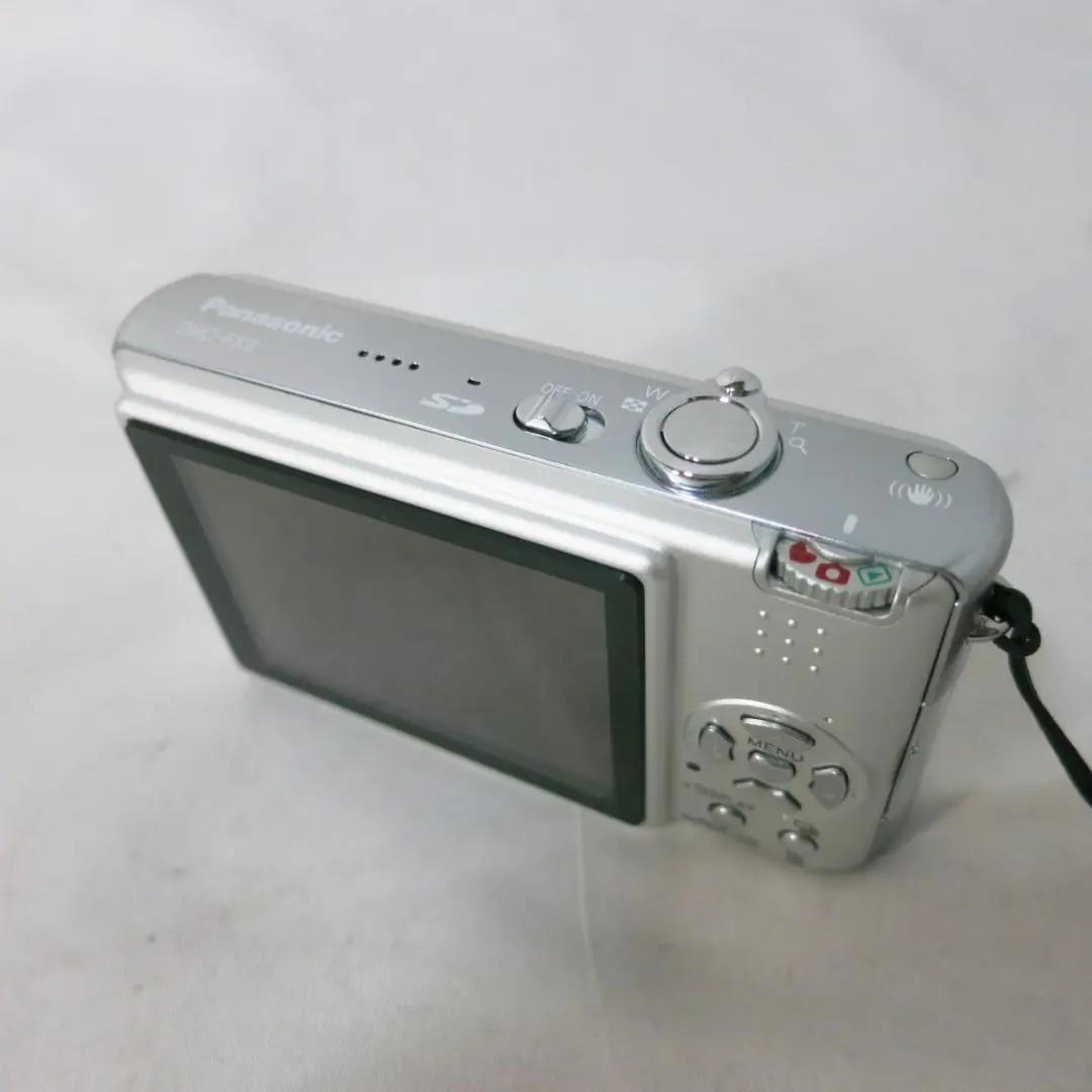 Panasonic LUMIX DMC-FX8　シルバー コンデジ 動作品
