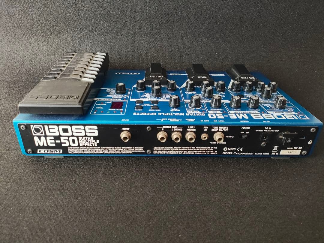 BOSS ME-50 マルチエフェクター　ACアダプタ付き