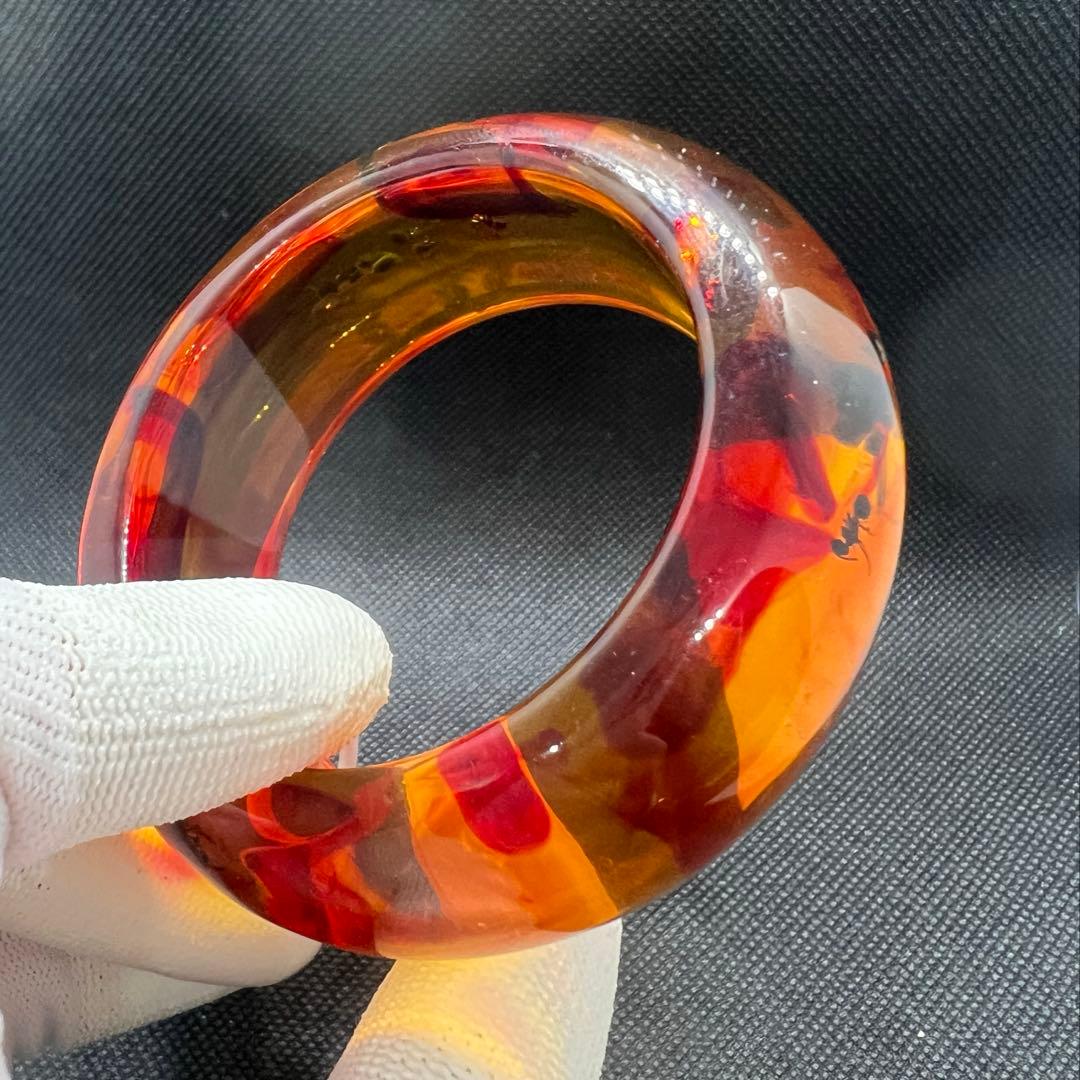 虫入ハニーアンバー琥珀幅広タイヤ形のバンクル　AB1022