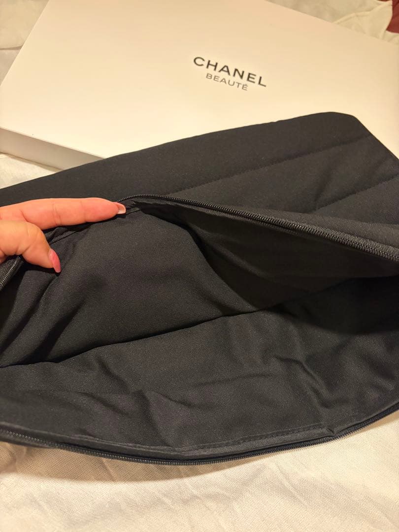 新品未使用品,CHANEL BEAUTE ブラックノートPCケース