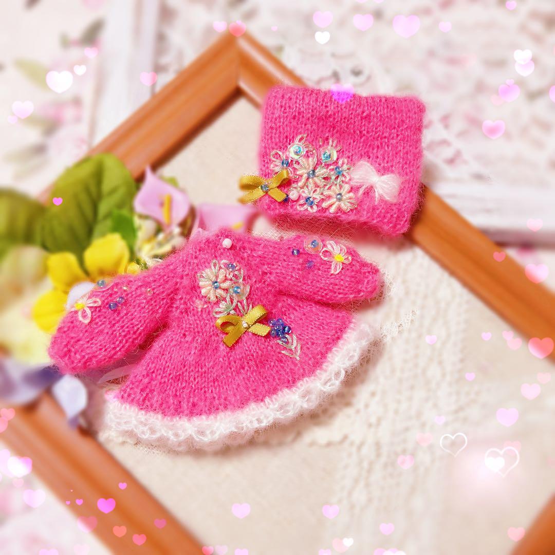 オビツ11 / プチブライス対応 ピンク刺繍ワンピース & ニット帽子セット