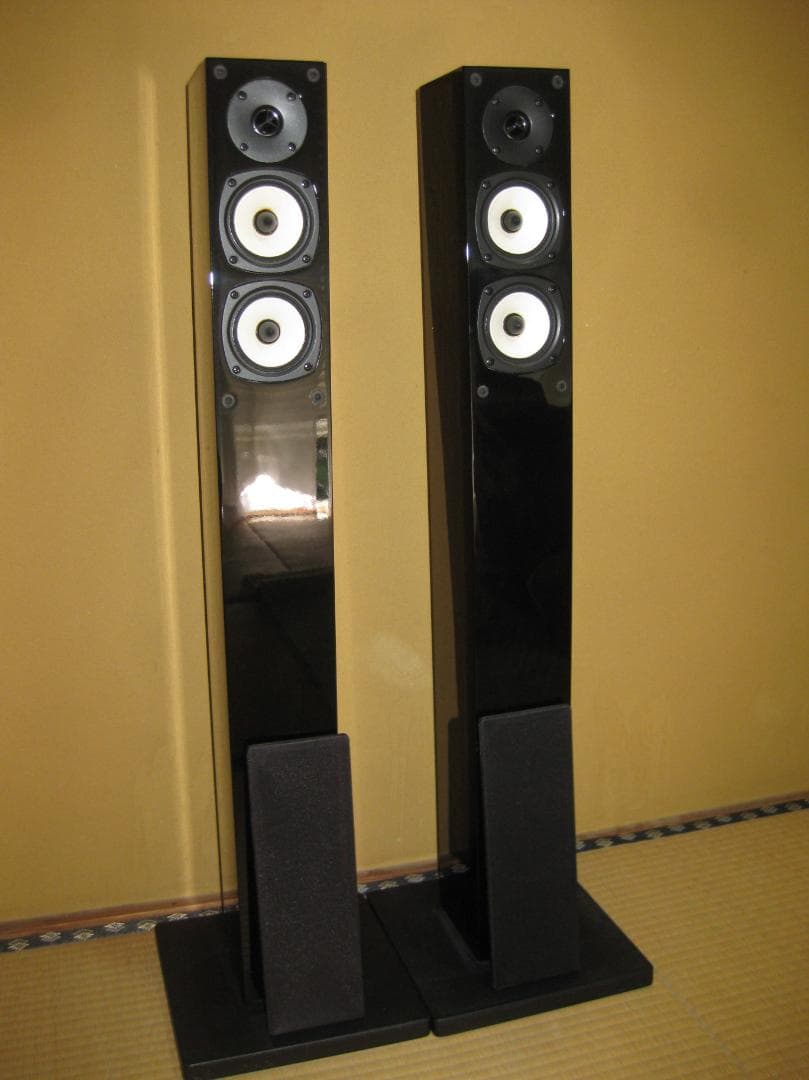 ONKYO D-109E(B)　トールボーイスピーカー（ペア）