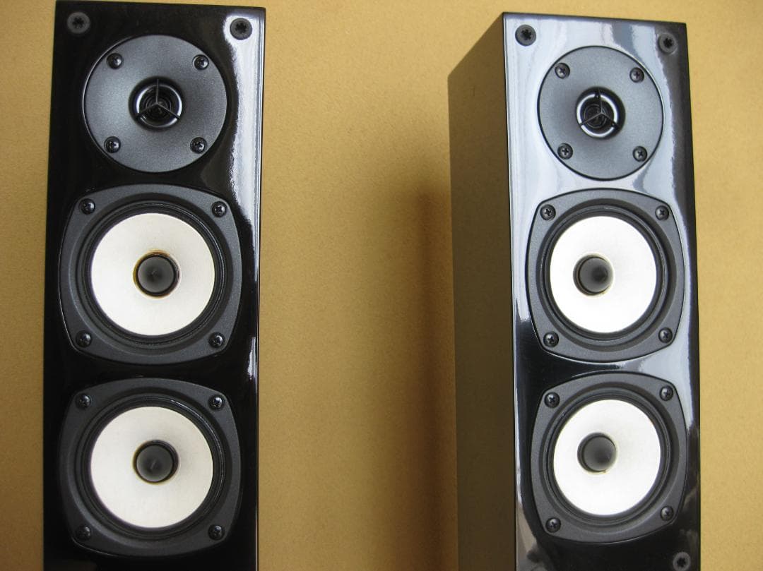 ONKYO D-109E(B)　トールボーイスピーカー（ペア）