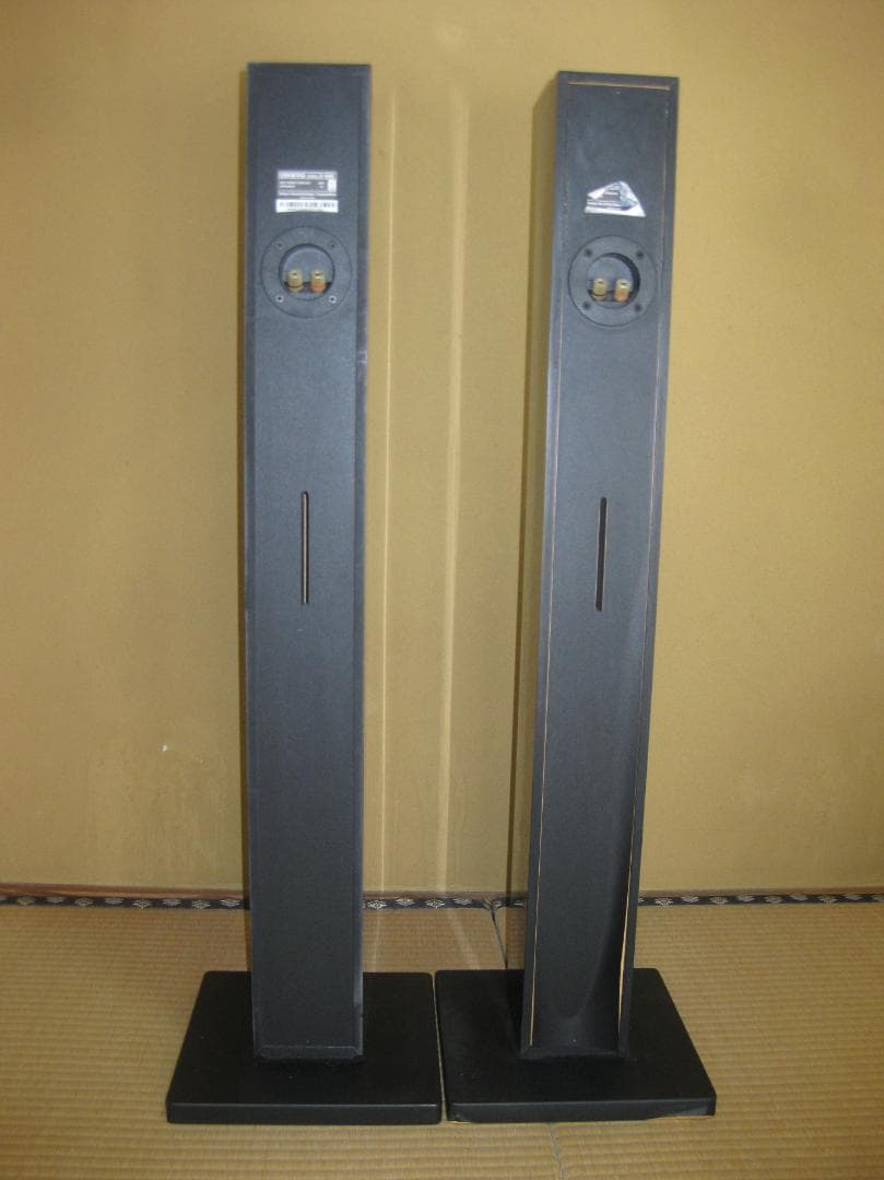 ONKYO D-109E(B)　トールボーイスピーカー（ペア）