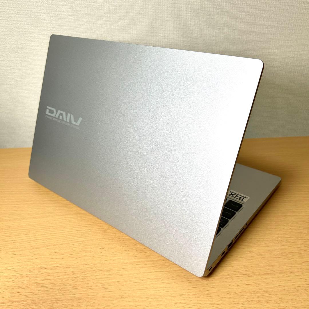 美品 DAIV 4P i7 512GB 32GB バッテリー超良好 Office