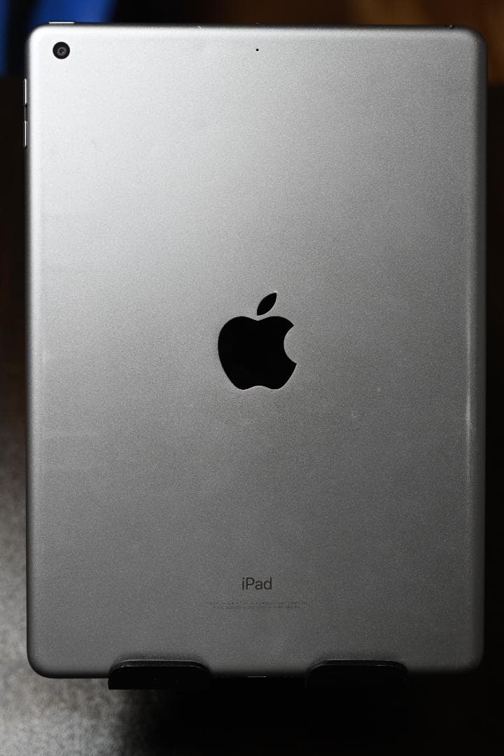 iPad 第6世代 9.7インチ 32GB A1893 MR7F2J/A