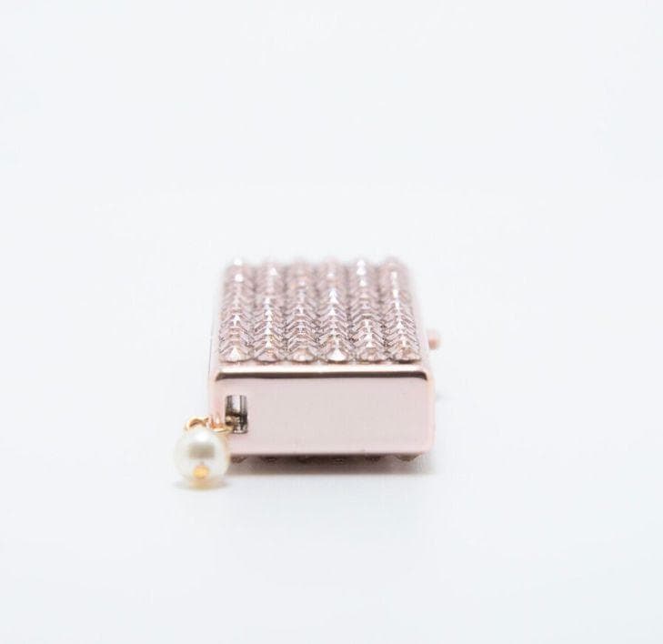 スワロフスキー　USBメモリ