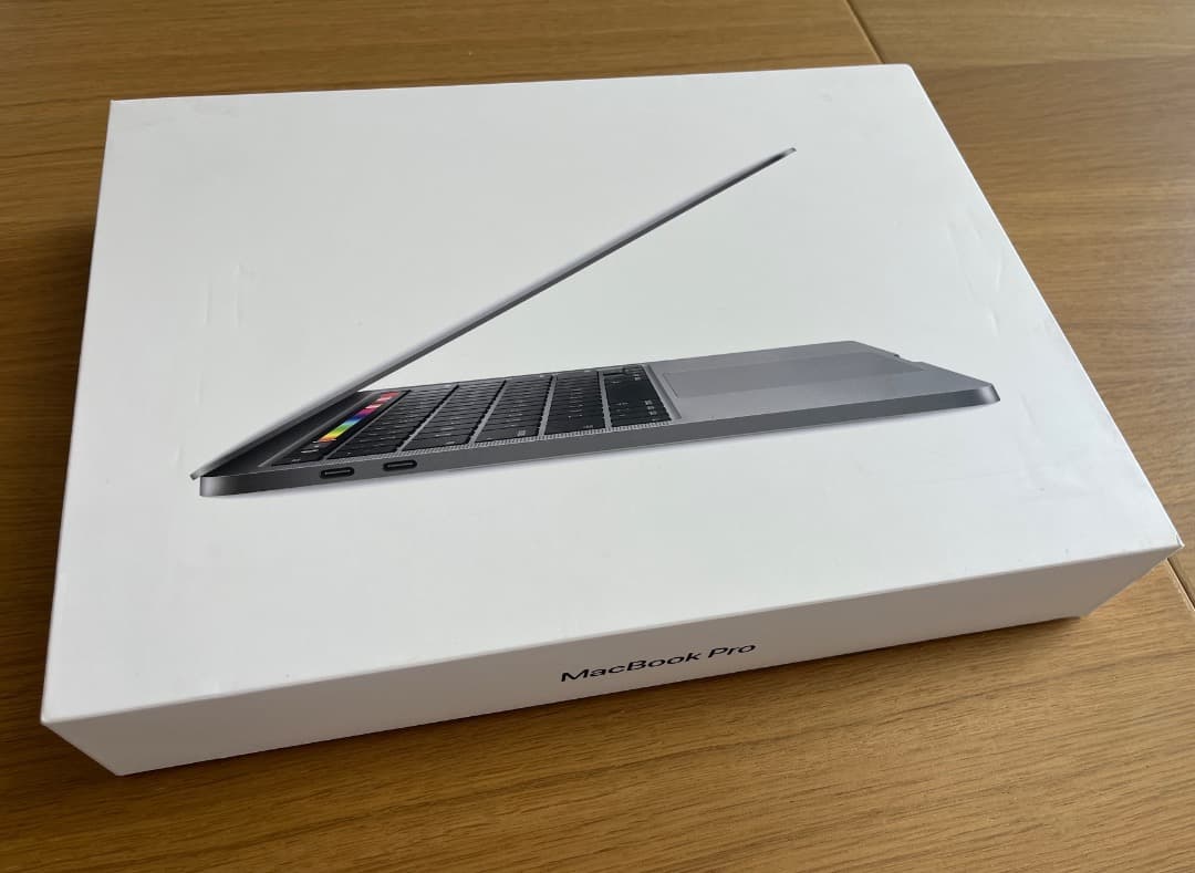 MacBook Pro　2020 13インチ メモリ16GB SSD1TB