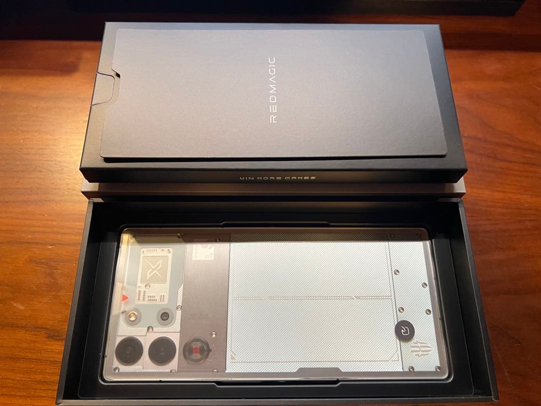 REDMAGIC 10 Pro 16+512GB Moonlight 本体