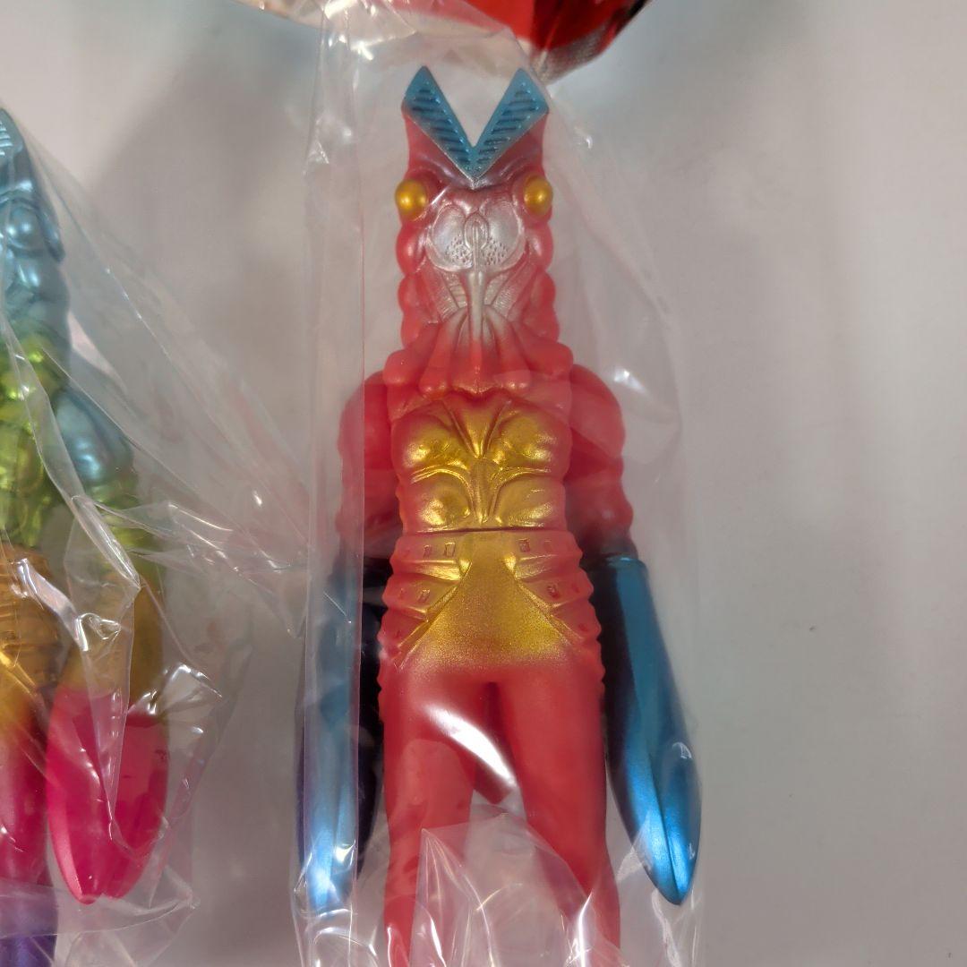 KAIJU COLORS カイジュウカラーズ1.2 バルタン星人　ソフビ2種