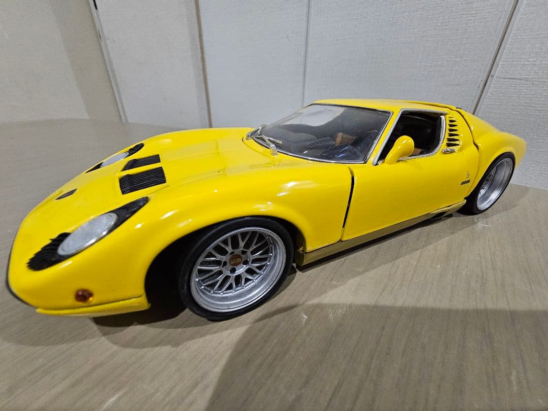 ANSON　1/18 　Lanborghini　Miura