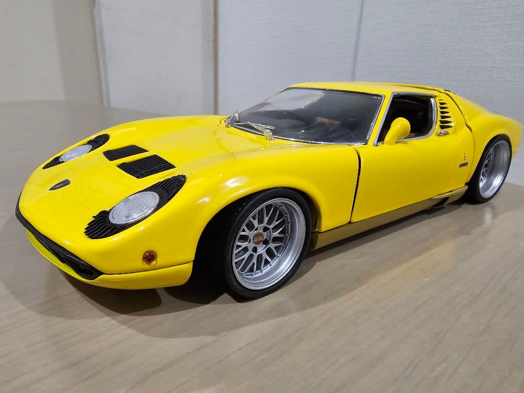 ANSON　1/18 　Lanborghini　Miura