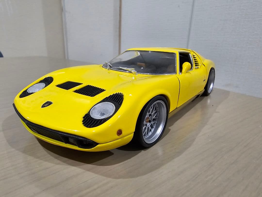 ANSON　1/18 　Lanborghini　Miura