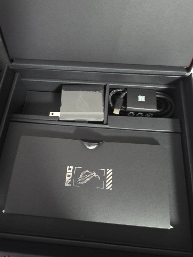 【美品・付属品あり】ROG phone 9 pro 16GB/512GB