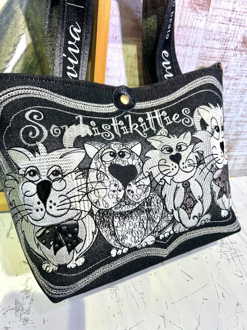 ロラライハリス♡ブラックグラデデニム♡刺繍のちょこっとお出かけミニバッグ♡