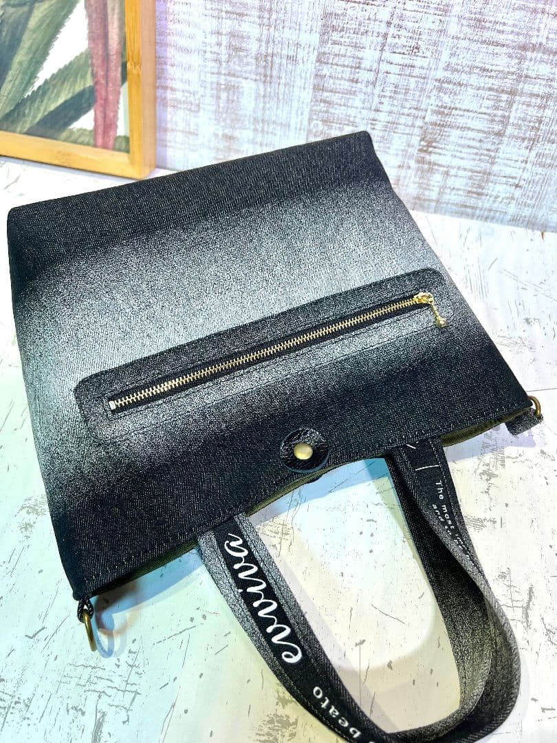 ロラライハリス♡ブラックグラデデニム♡刺繍のちょこっとお出かけミニバッグ♡