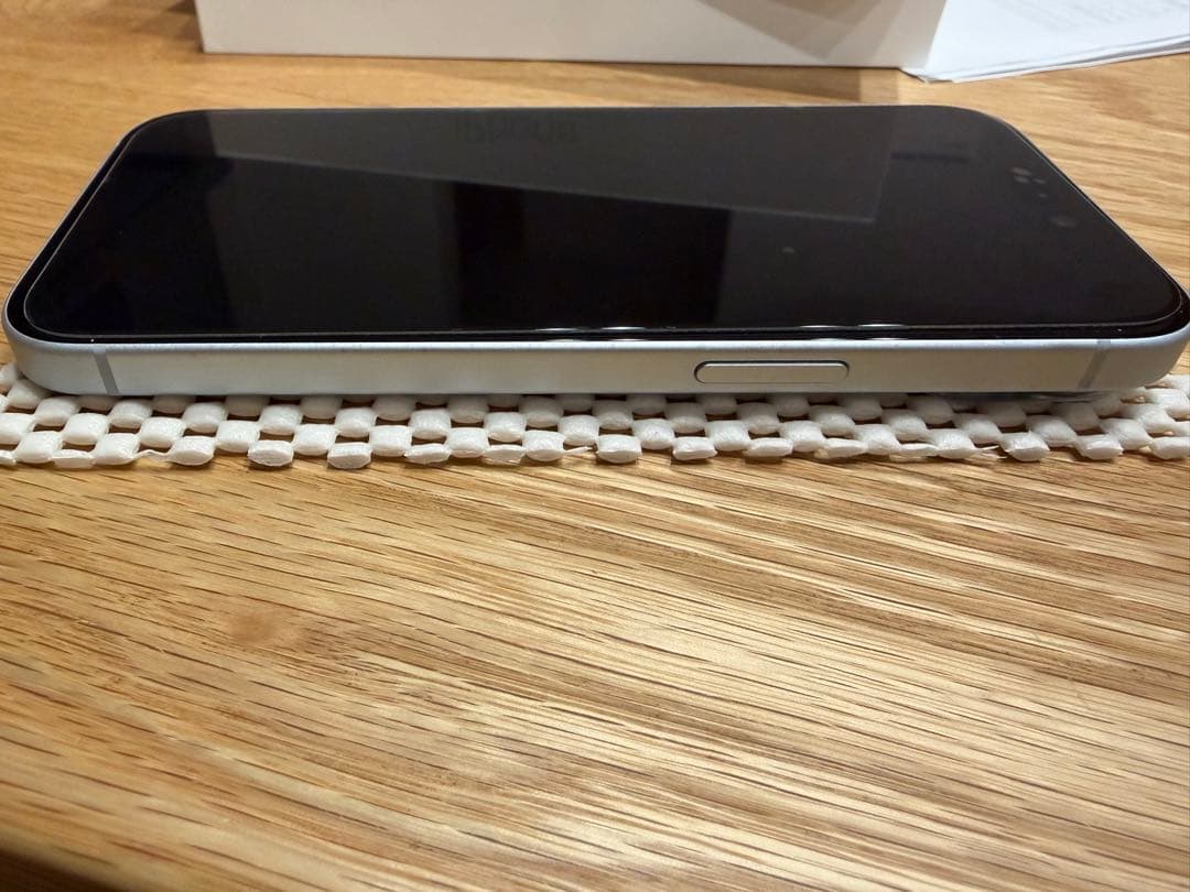iPhone 15 256GB ブルー　SIMフリー　バッテリー92%