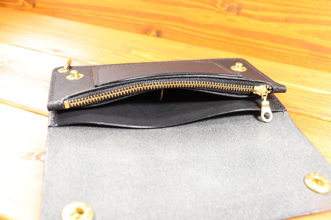 オーダー品　スタッズロングウォレット