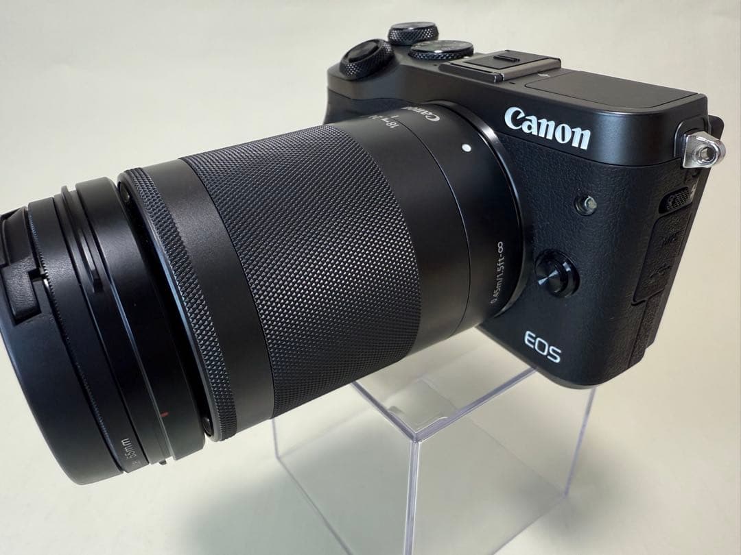 【美品】ミラーレスカメラ CANON EOS M6 レンズキット ブラック
