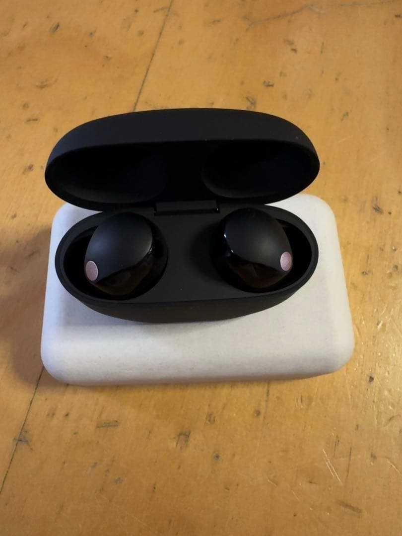 ​【美品・超短時間使用】SONY WF-1000XM5 ブラック 付属ケースあり