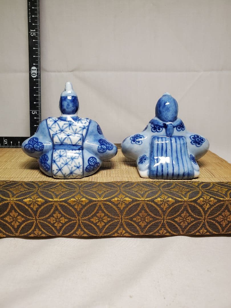 保管品　レトロ　お雛様　九谷　菊仙　染付　高さ約9㎝　収集品　⑩