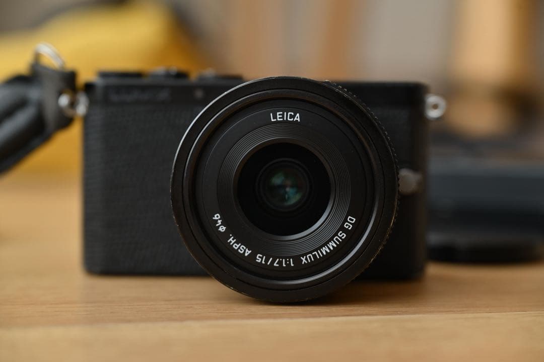 ジャンク　LUMIX ミラーレス一眼 GM1 レンズ付き