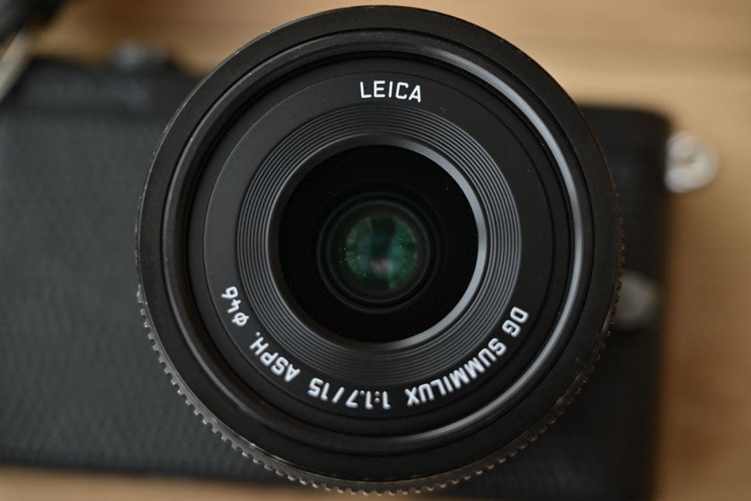 ジャンク　LUMIX ミラーレス一眼 GM1 レンズ付き