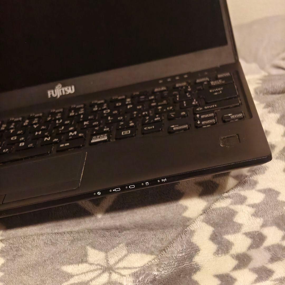 動作品 Fujitsu lifebook U939/B i5-8365u