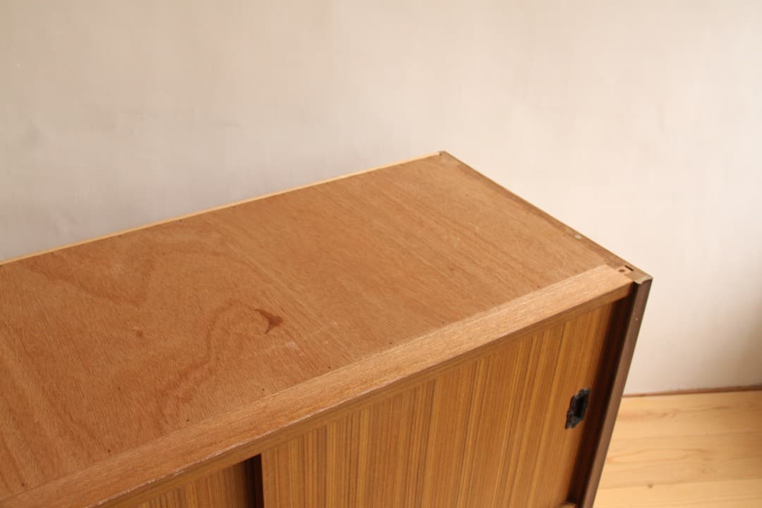 収納棚　棚　本棚　引戸　レトロ家具　古家具　ビンテージ　アンティーク　レトロ