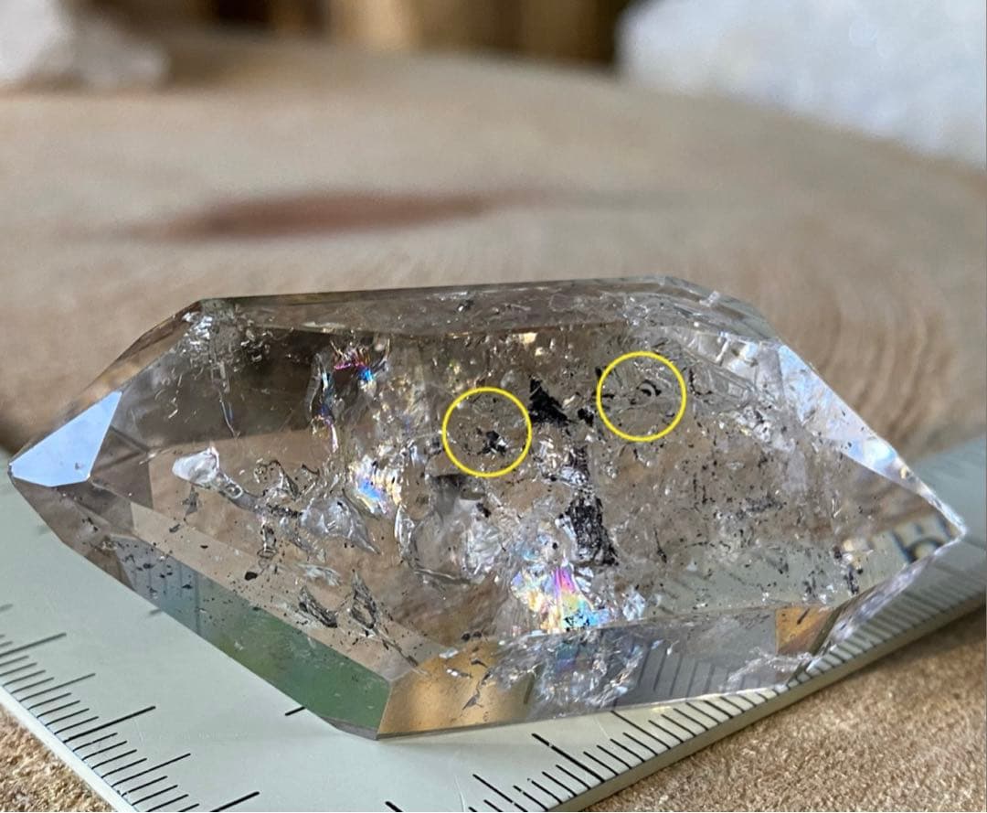 水入り水晶　虹入り ウォーターインクォーツ 高品質 天然石　太古の水　両剣水晶