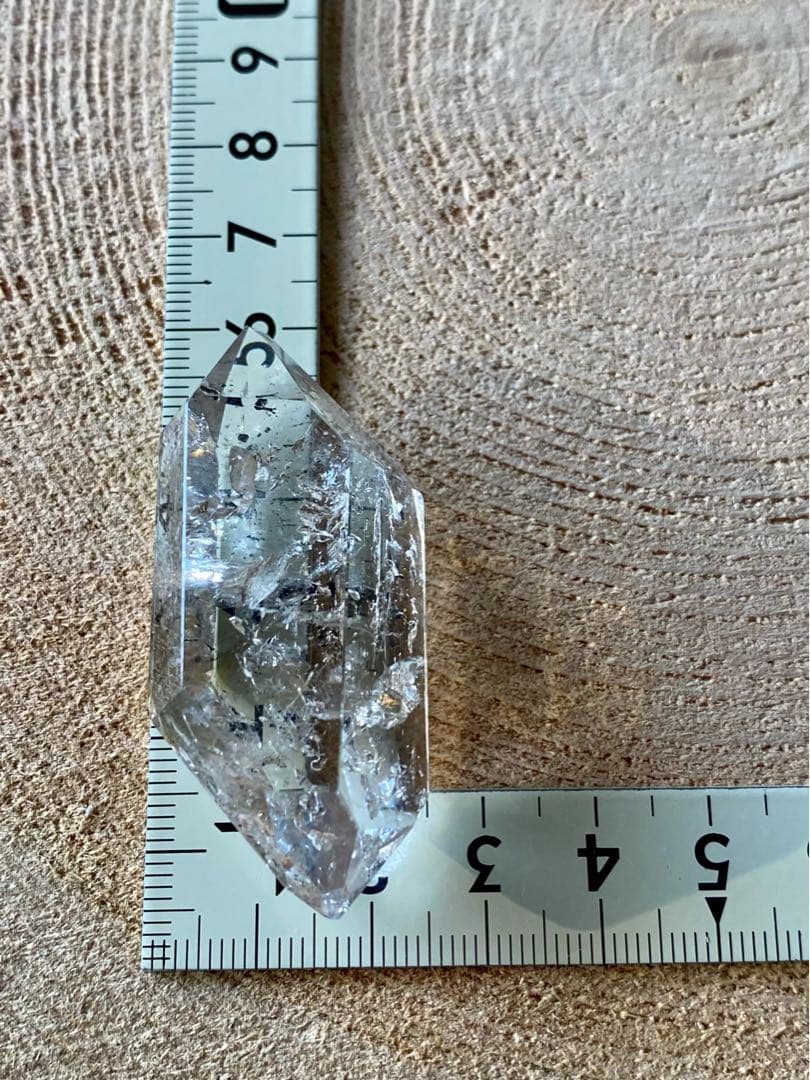 水入り水晶　虹入り ウォーターインクォーツ 高品質 天然石　太古の水　両剣水晶