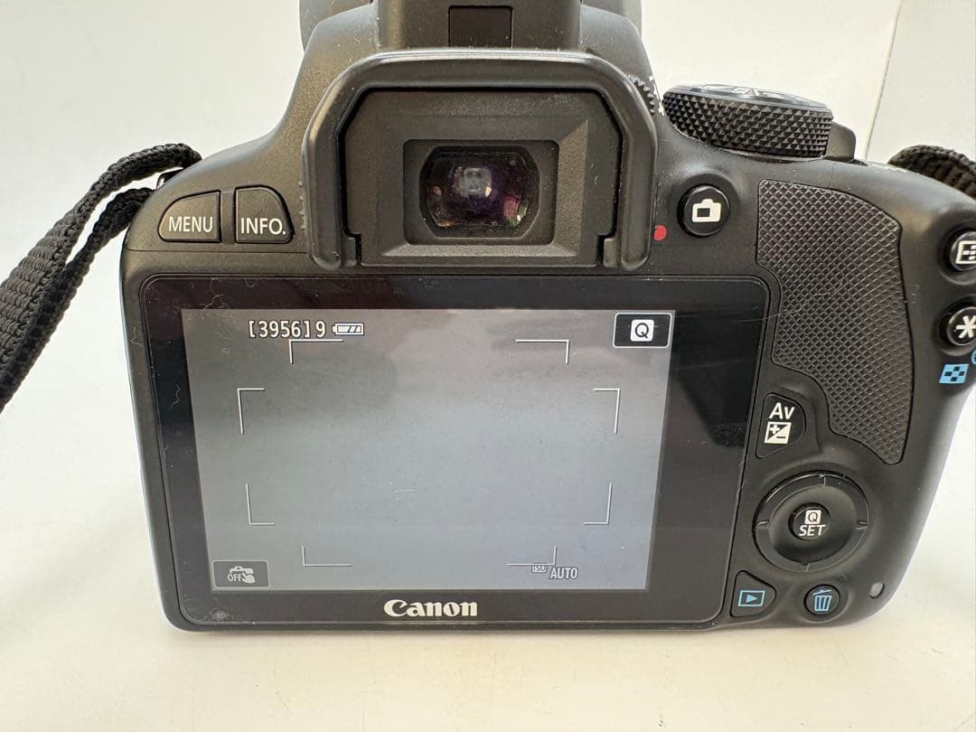 Canon EOS kiss X7　18 55 IS STM　レンズ有
