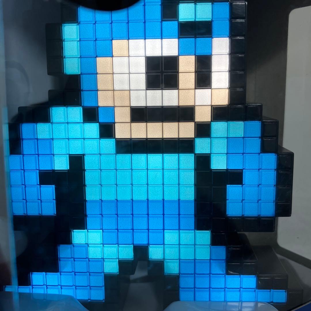 PIXEL PALS ロックマン フィギュア .