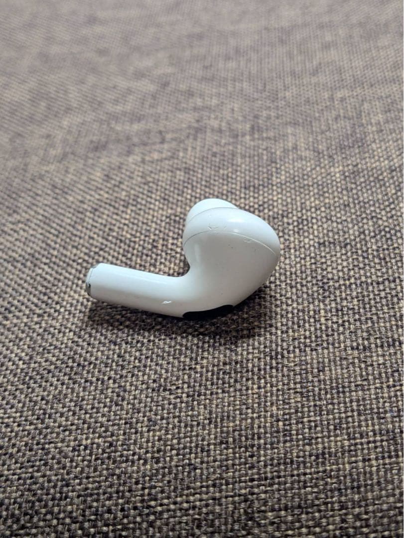 右耳 Apple AirPods Pro 第2世代 正規品 片耳1087