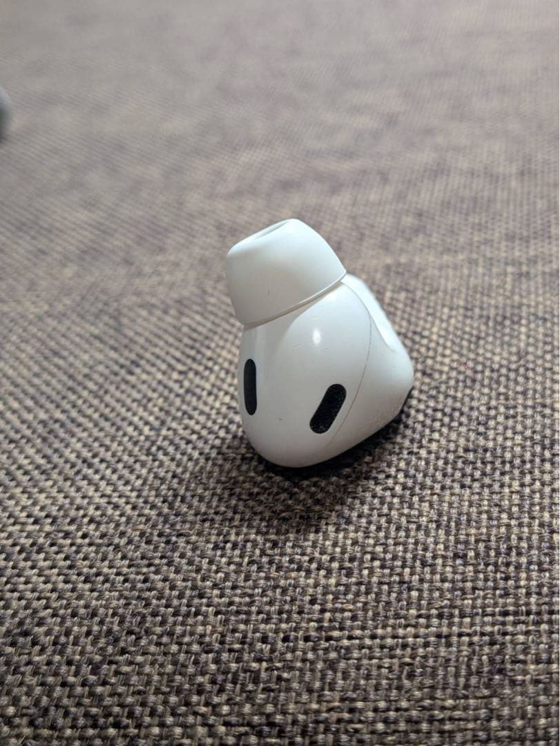 右耳 Apple AirPods Pro 第2世代 正規品 片耳1087