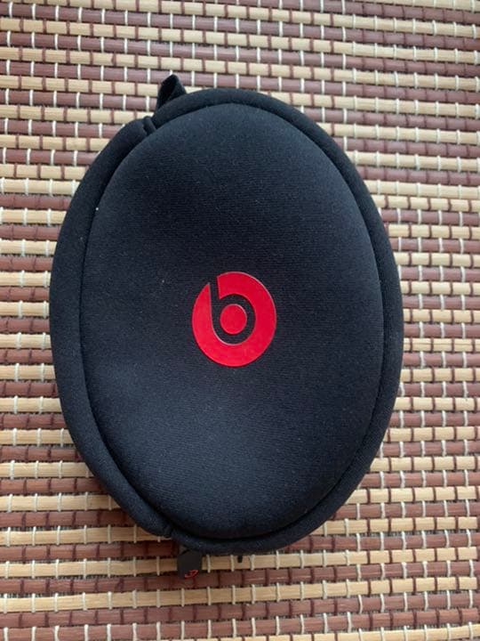 ヘッドホン beats by dr.dre Solo2