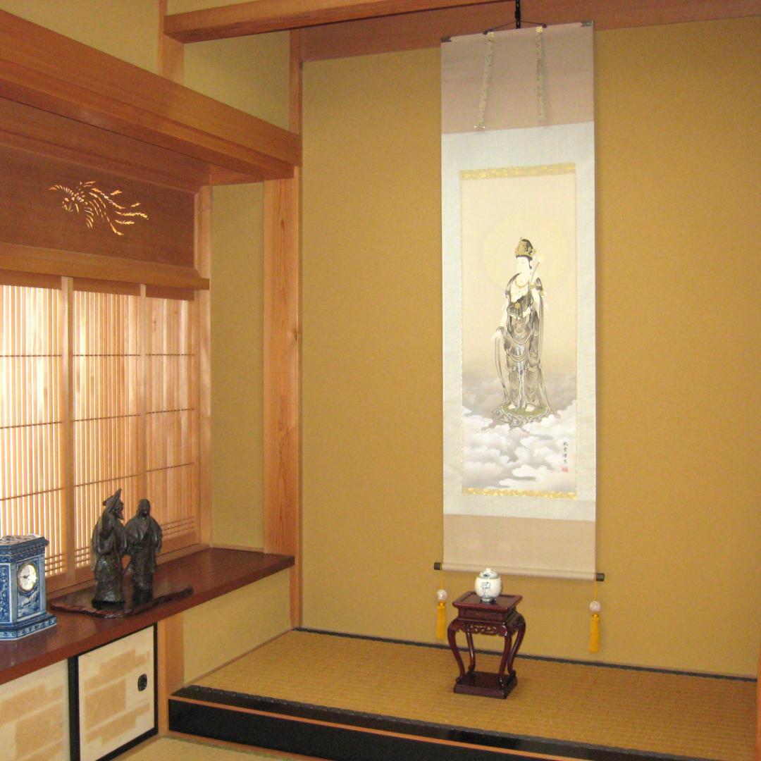 掛け軸　雲上観音◆野口弧堂 (真作・中古) 共箱・タトウ箱付