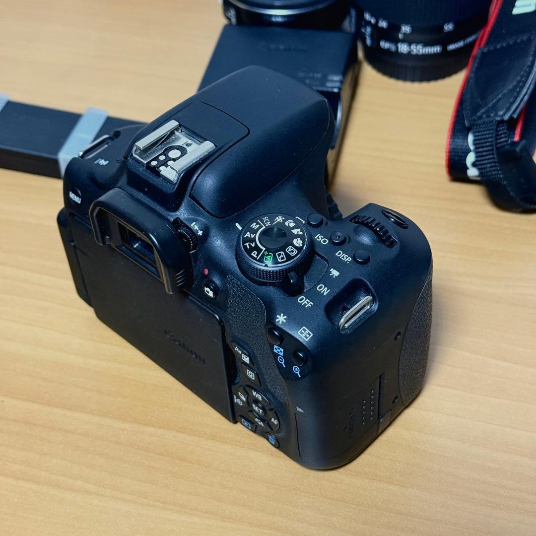 Canon EOS Kiss x8i パンケーキレンズセット