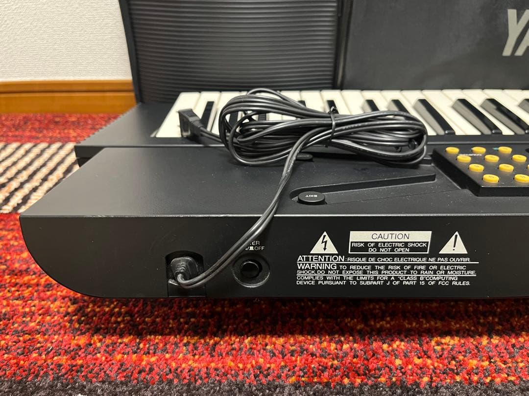 YAMAHA EOS YS200 デジタルシンセサイザー 61鍵盤