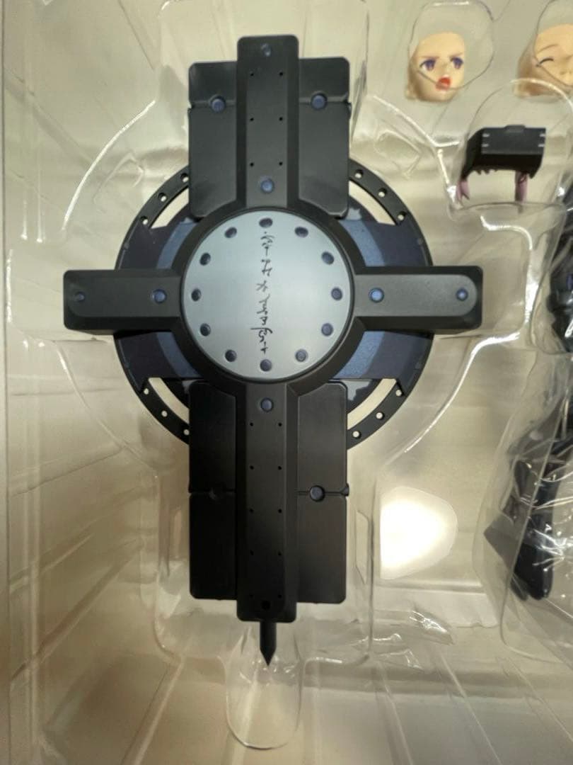 Figma 502 シールダー／マシュ・キリエライト(オルテナウス開封品